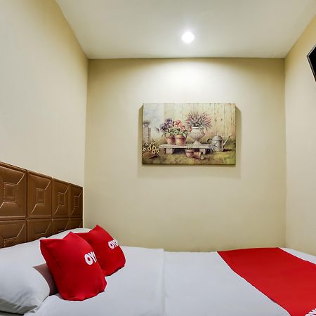 Oyo 43927 Sassana Hotel Куала-Лумпур Екстер'єр фото