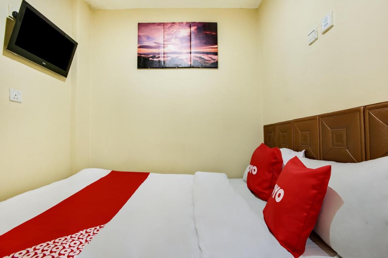 Oyo 43927 Sassana Hotel Куала-Лумпур Екстер'єр фото